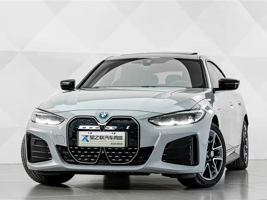 2025 BMW i4