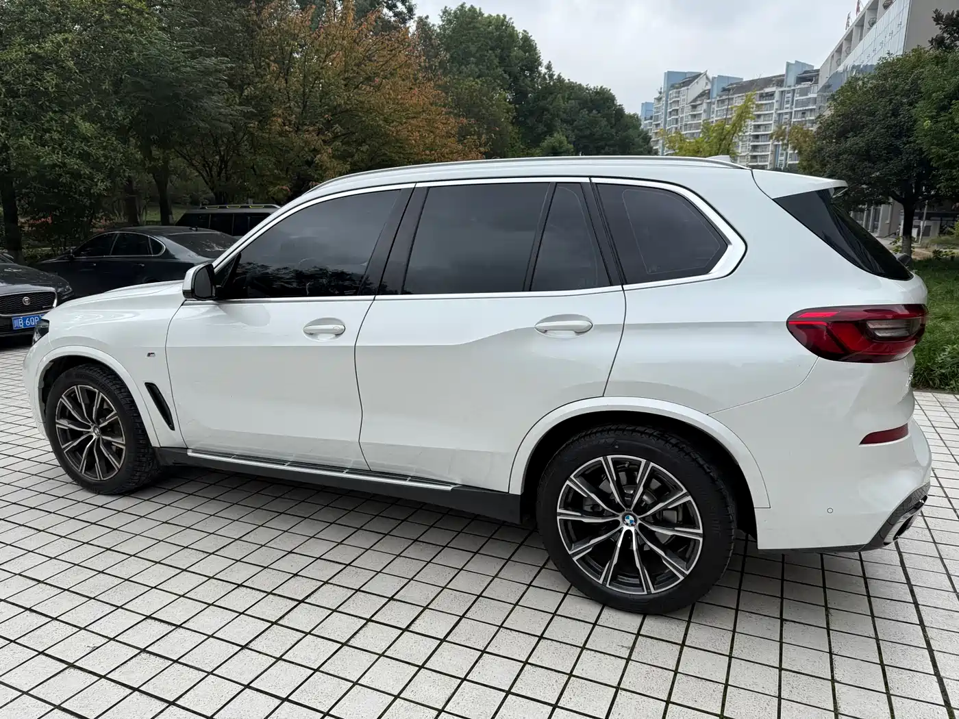 BMW X5 (Import) 2019 xDrive30i M Sport Package фото 4