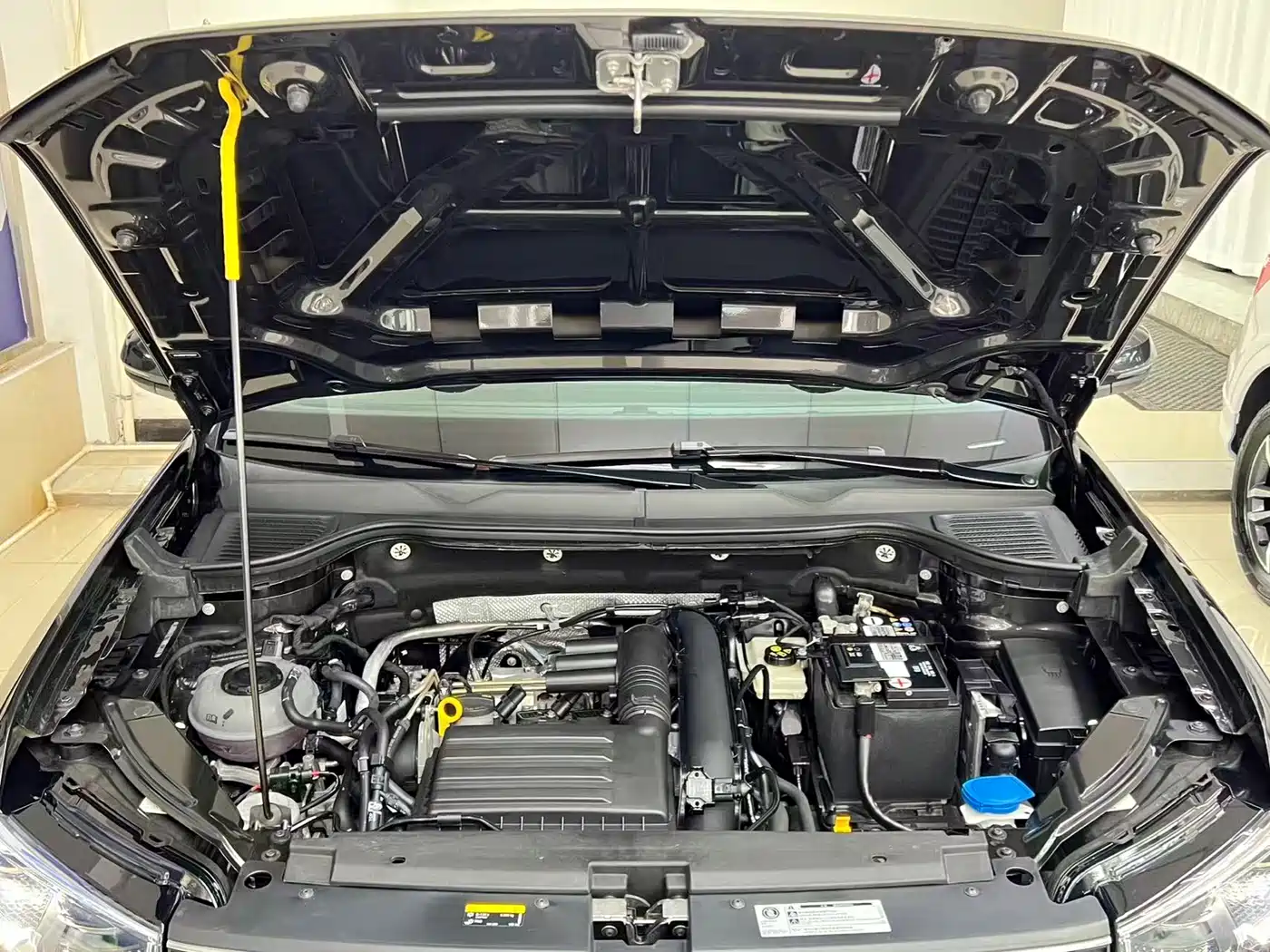 Volkswagen Tharu 2022 280TSI FWD Luxury Edition фото 15