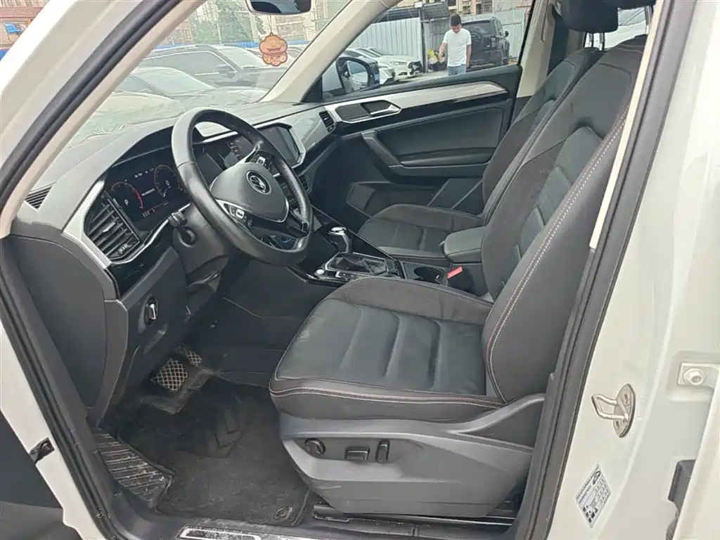 Volkswagen Tayron 2021 330TSI 2WD Luxury Smart Connect Plus фото 15