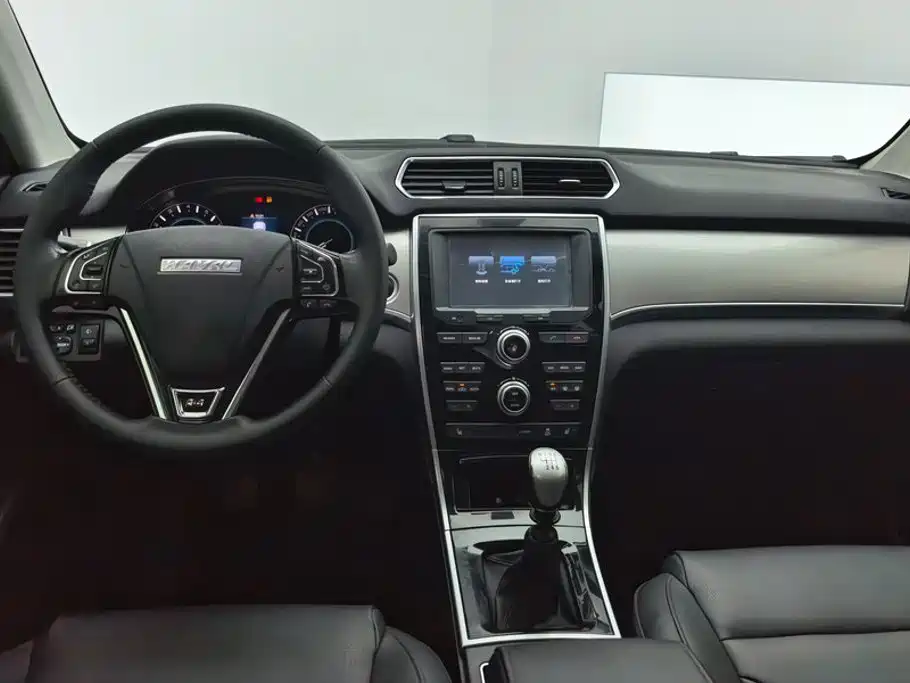 Photo 12 - Haval H2