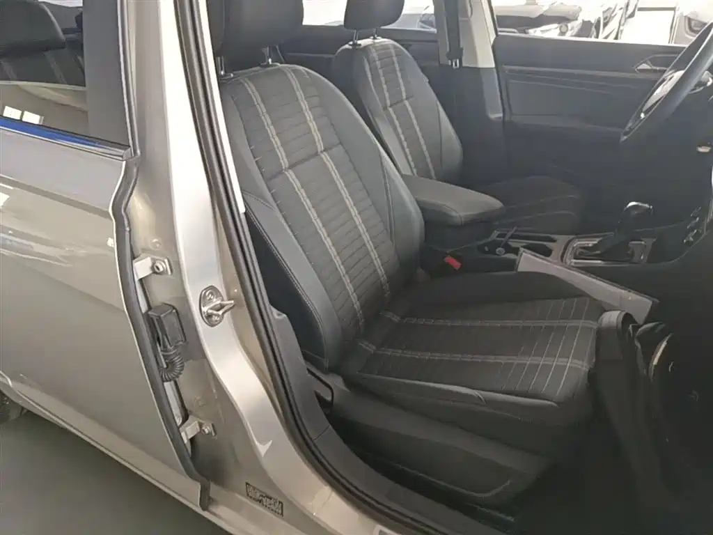 Volkswagen Lavida 2022 280TSI DSG Comfort Edition фото 25