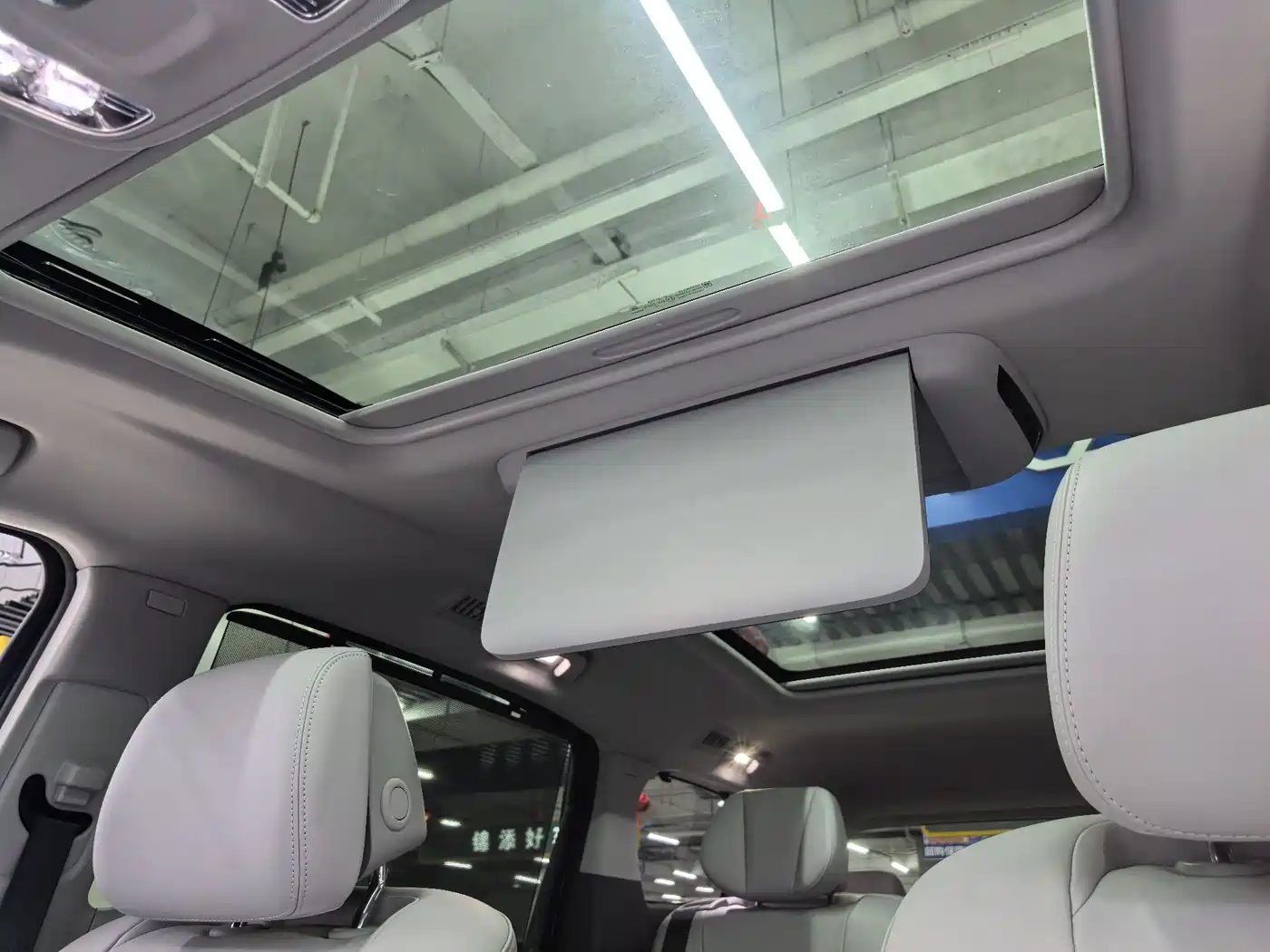 Buick GL8 2025 Land Honor Premium Edition фото 17