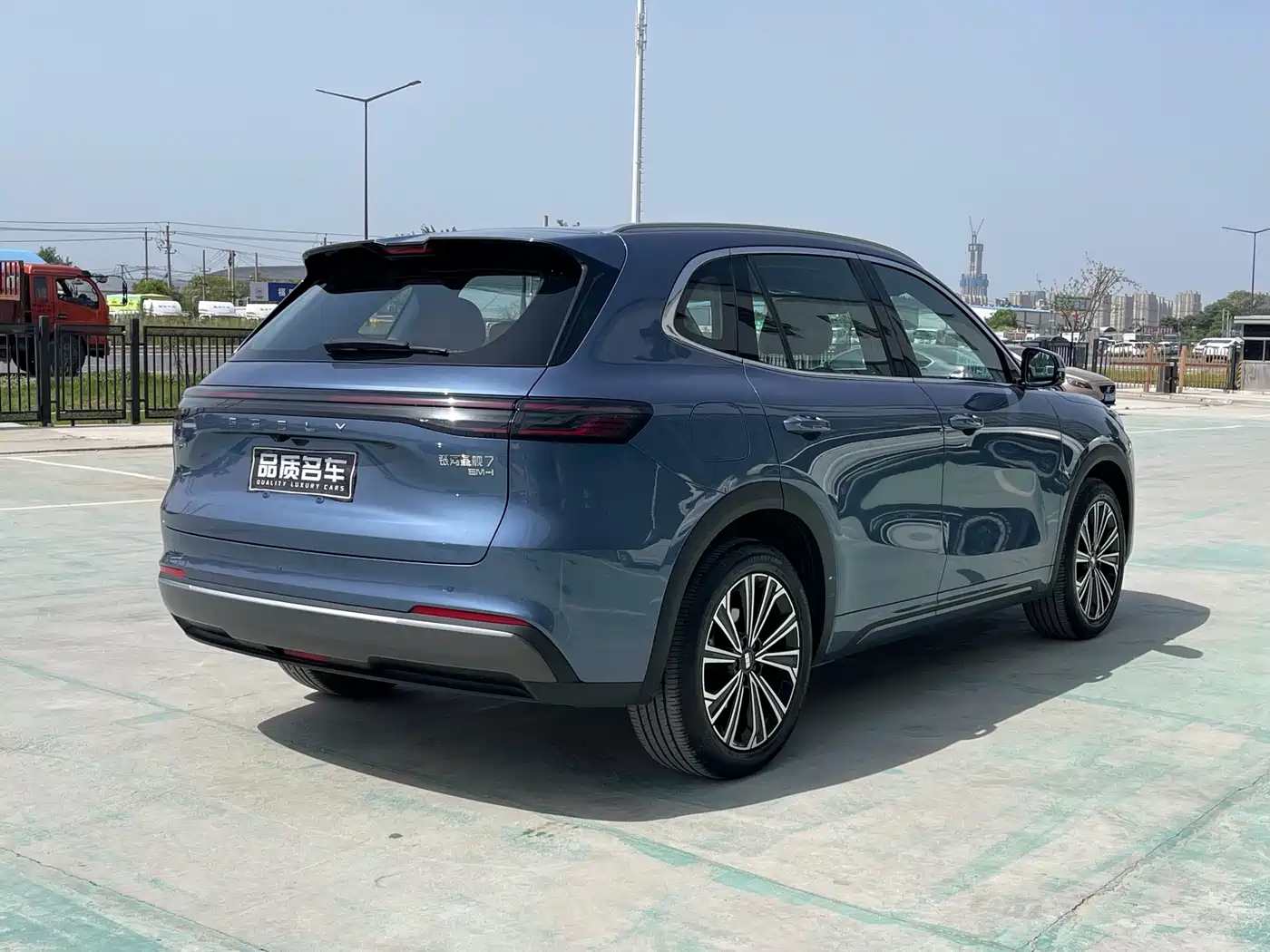 Geely Galaxy Galaxy Starship 7 EM-i 2025 120km Navigation Edition фото 16
