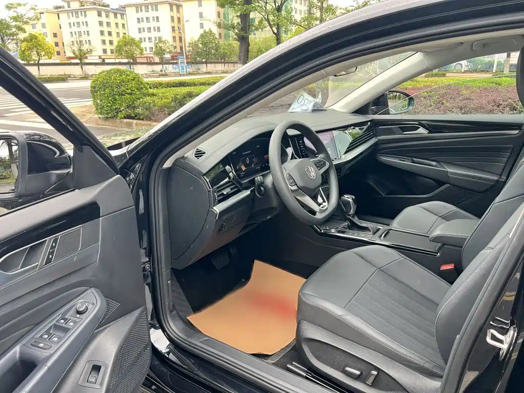 Volkswagen Passat 2025 2025 Outstanding 280TSI Business Edition