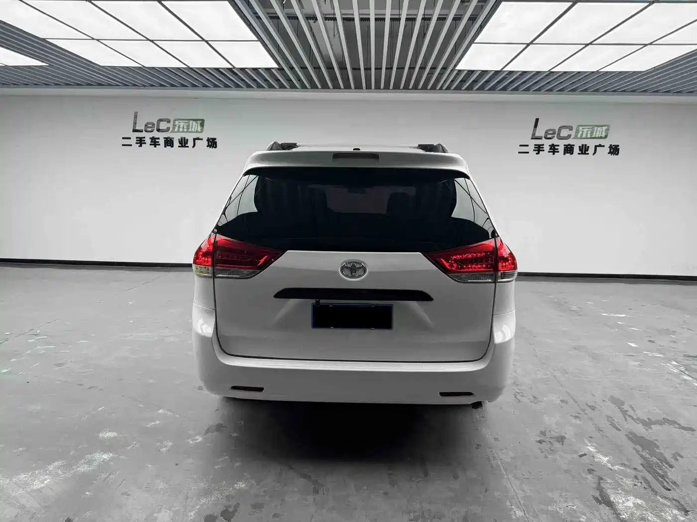 Toyota Sienna 2012