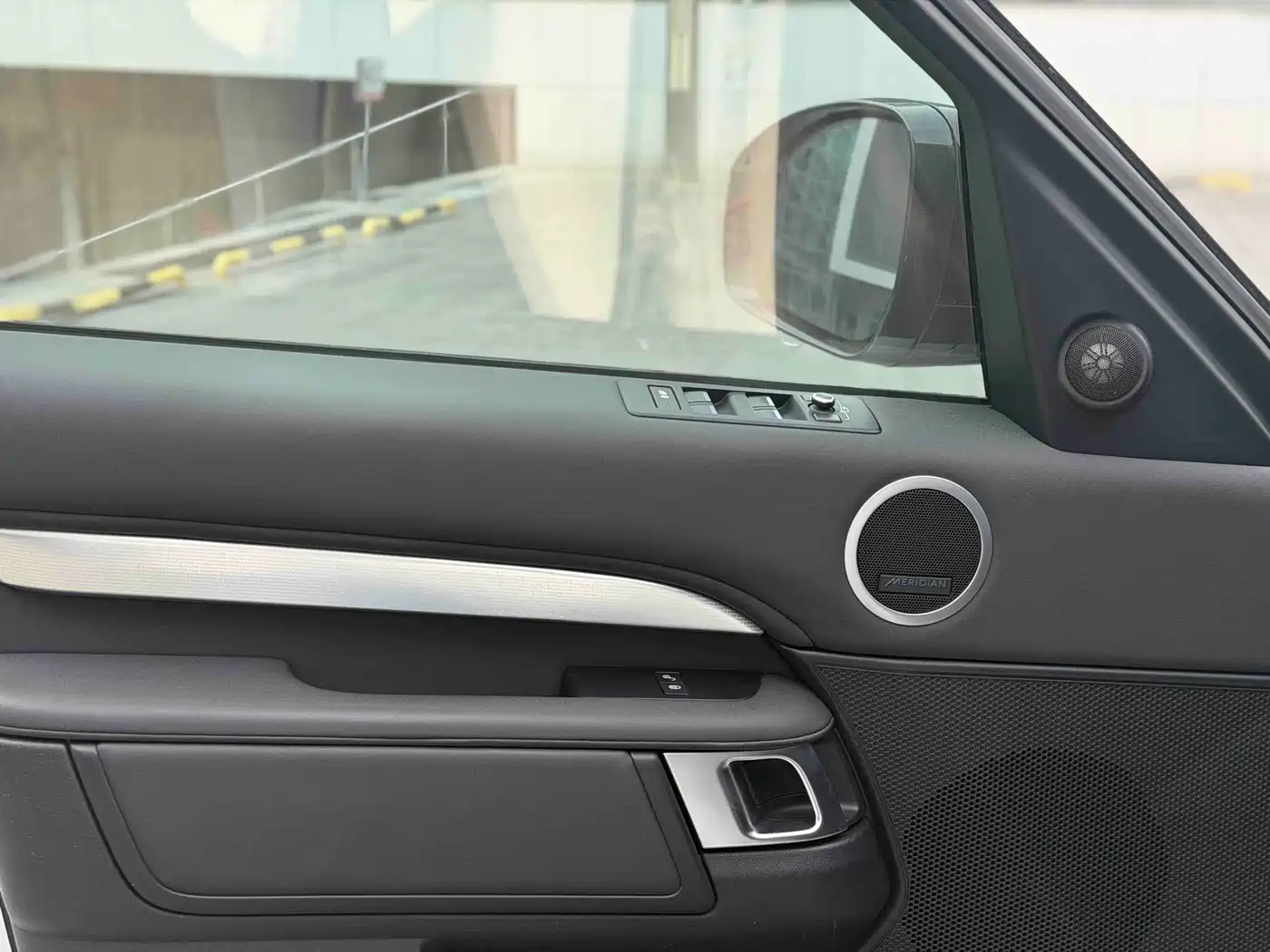 Land Rover Discovery 2020 3.0 SC V6 30th Anniversary Special Edition фото 8