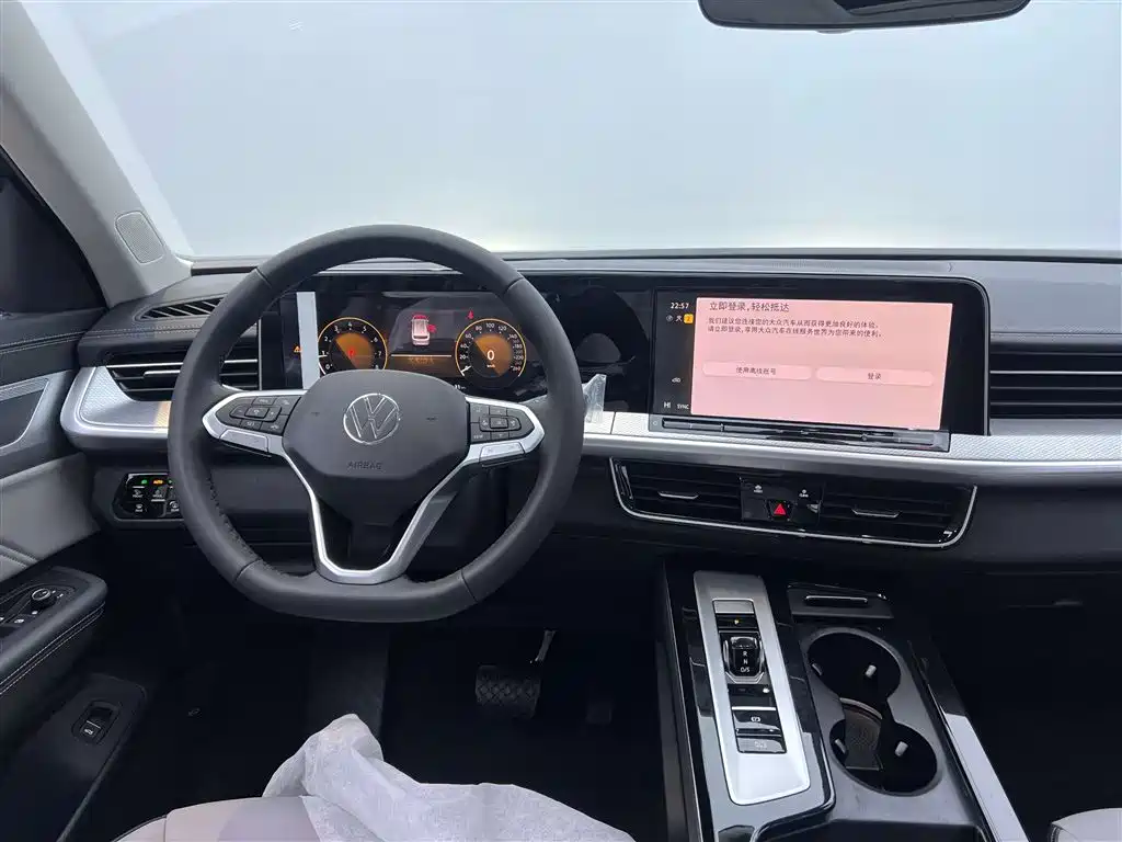 Volkswagen Talagon 2025 330TSI Luxury Cruise Public Edition фото 22
