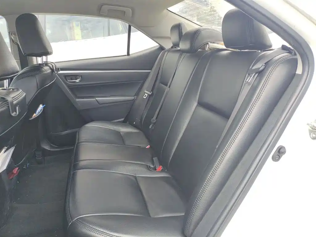 Toyota Corolla 2017 Facelift 1.2T S-CVT GL фото 15