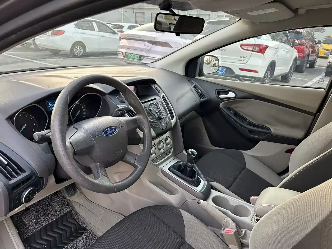 Ford Focus 2012 2012 Sedan 1.6L Manual Comfort