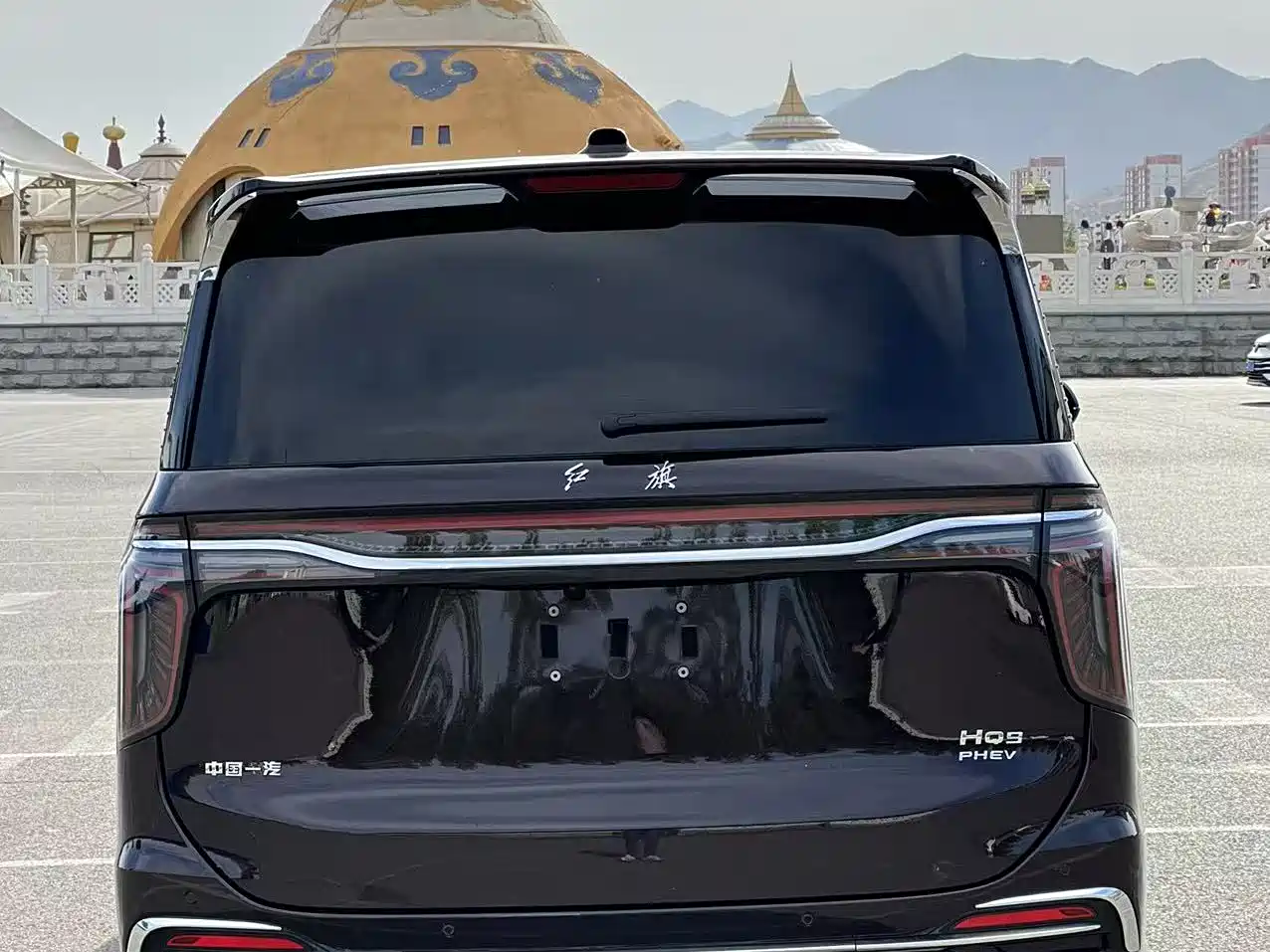 Hongqi HQ9 PHEV 2024 Model 2.0T AWD Luxury Edition фото 4