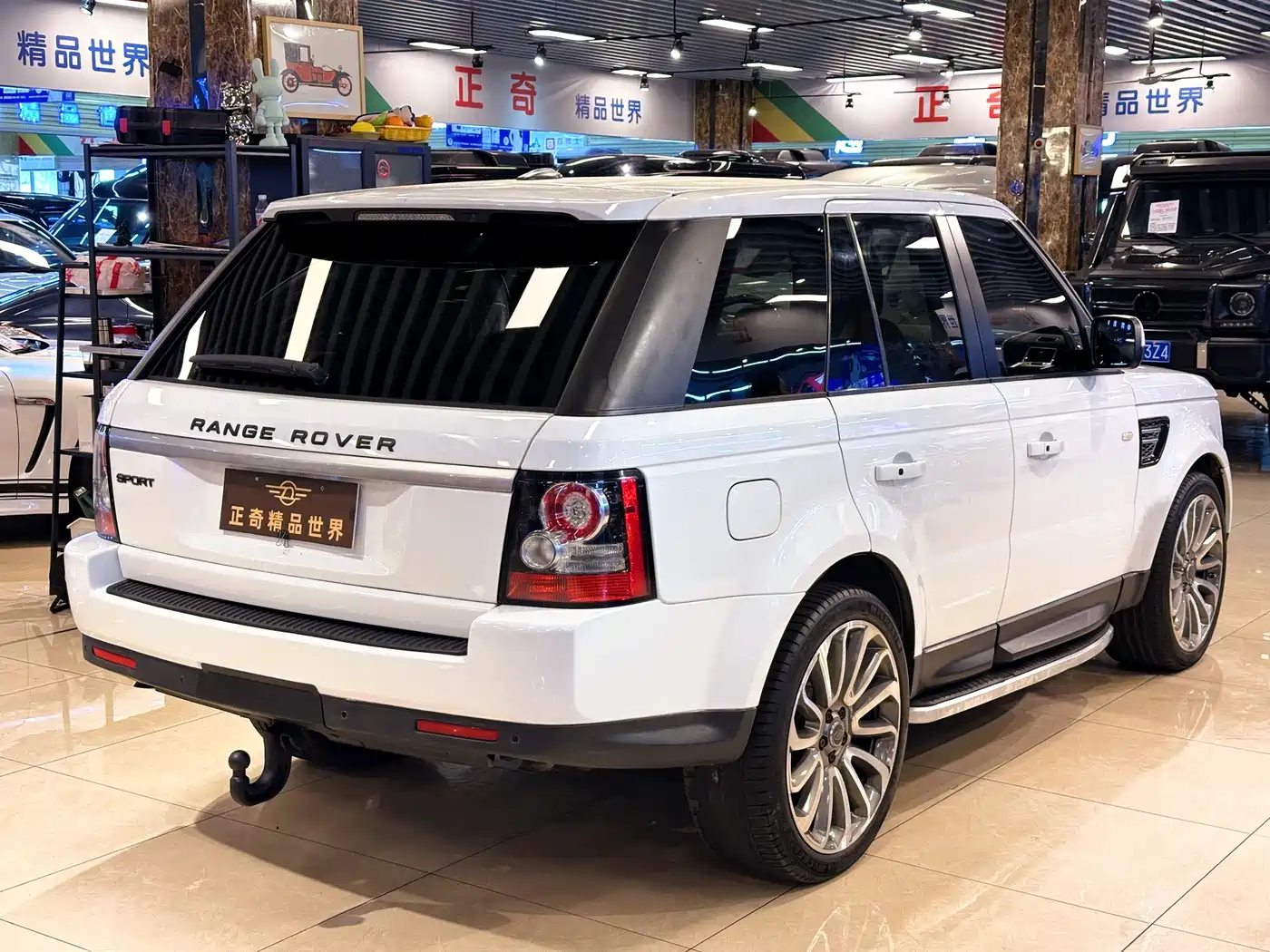 Land Rover Range Rover Sport 2011 3.0 TDV6 Sporty Diesel фото 5