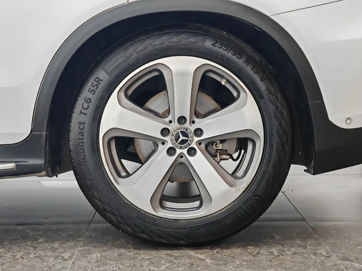 Mercedes-Benz GLC 2017 GLC 300 4MATIC Dynamic фото 9