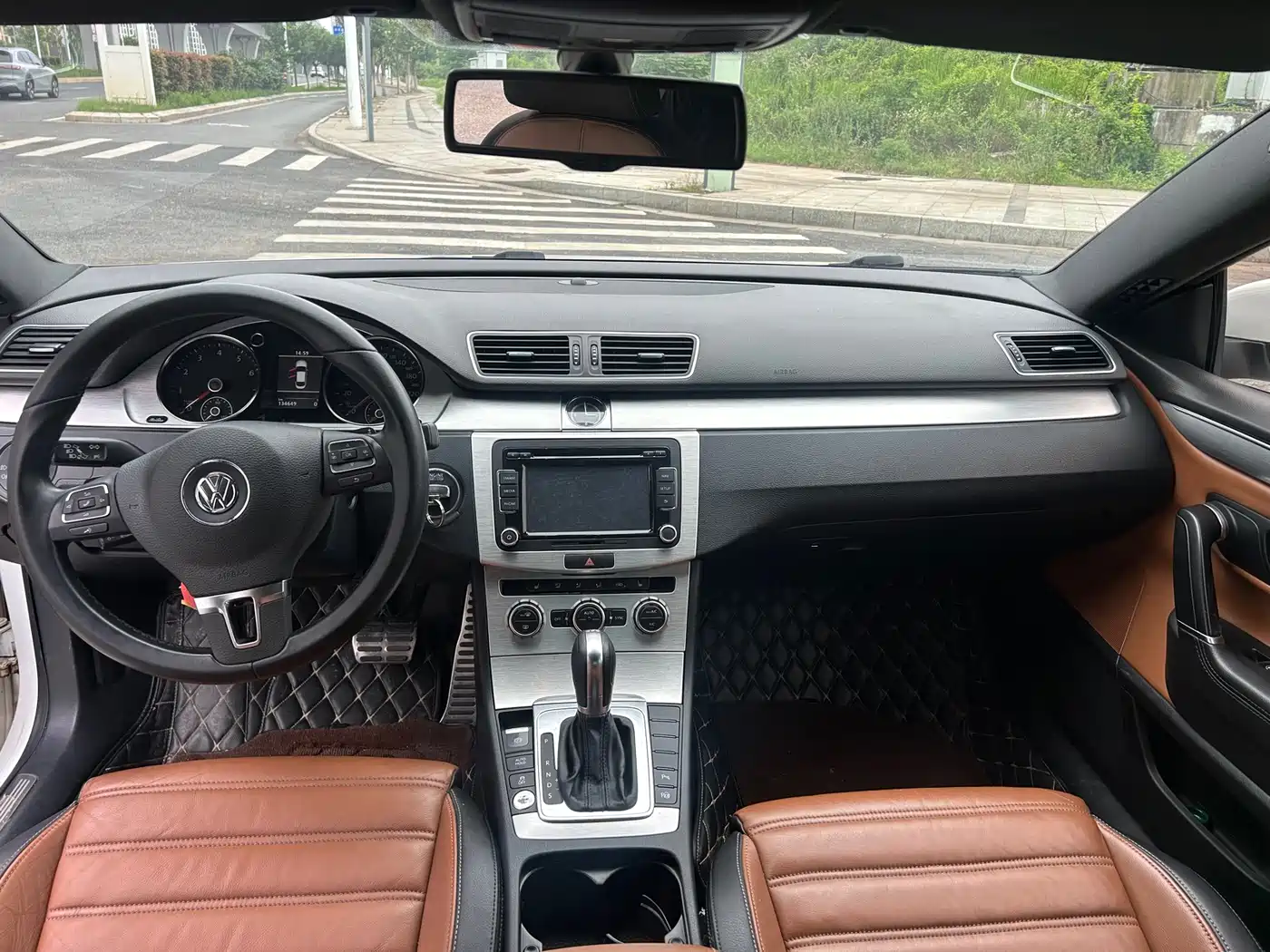 Volkswagen FAW-Volkswagen CC 2015 1.8TSI Luxury фото 13