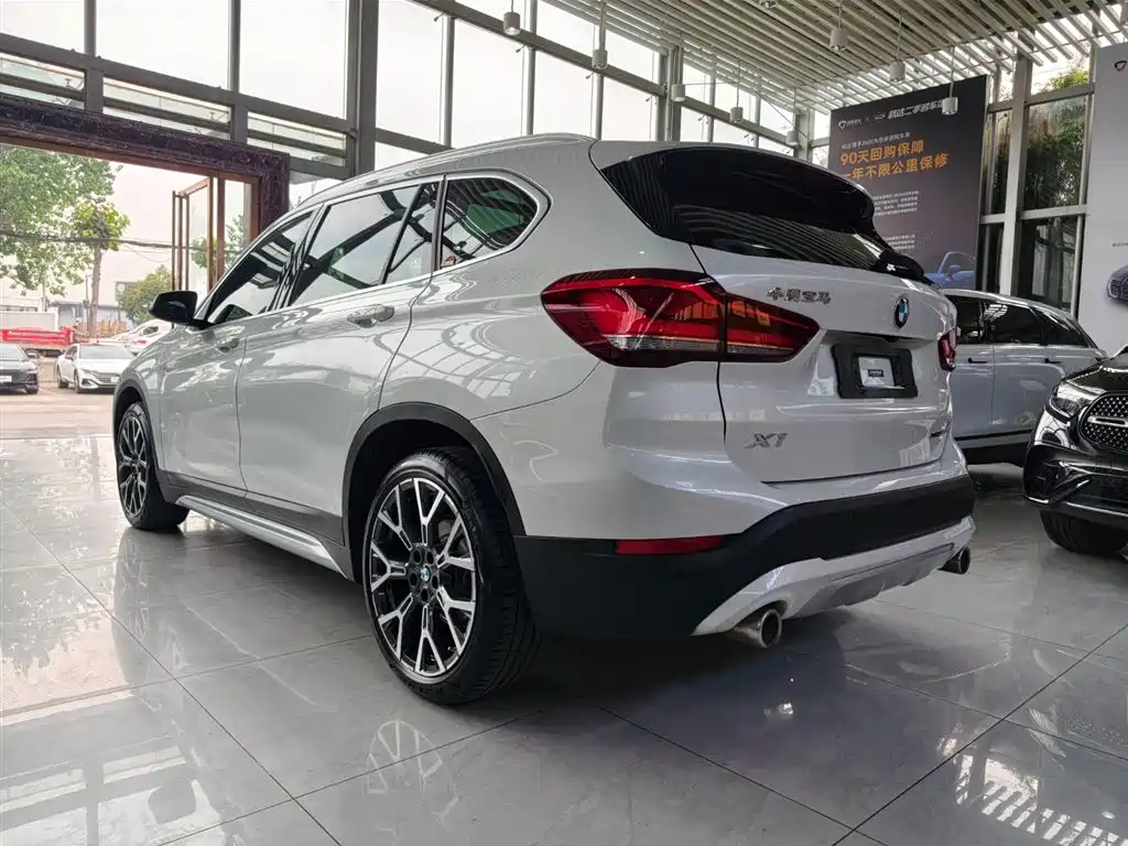 BMW X1 2022 xDrive25Li Premium фото 6