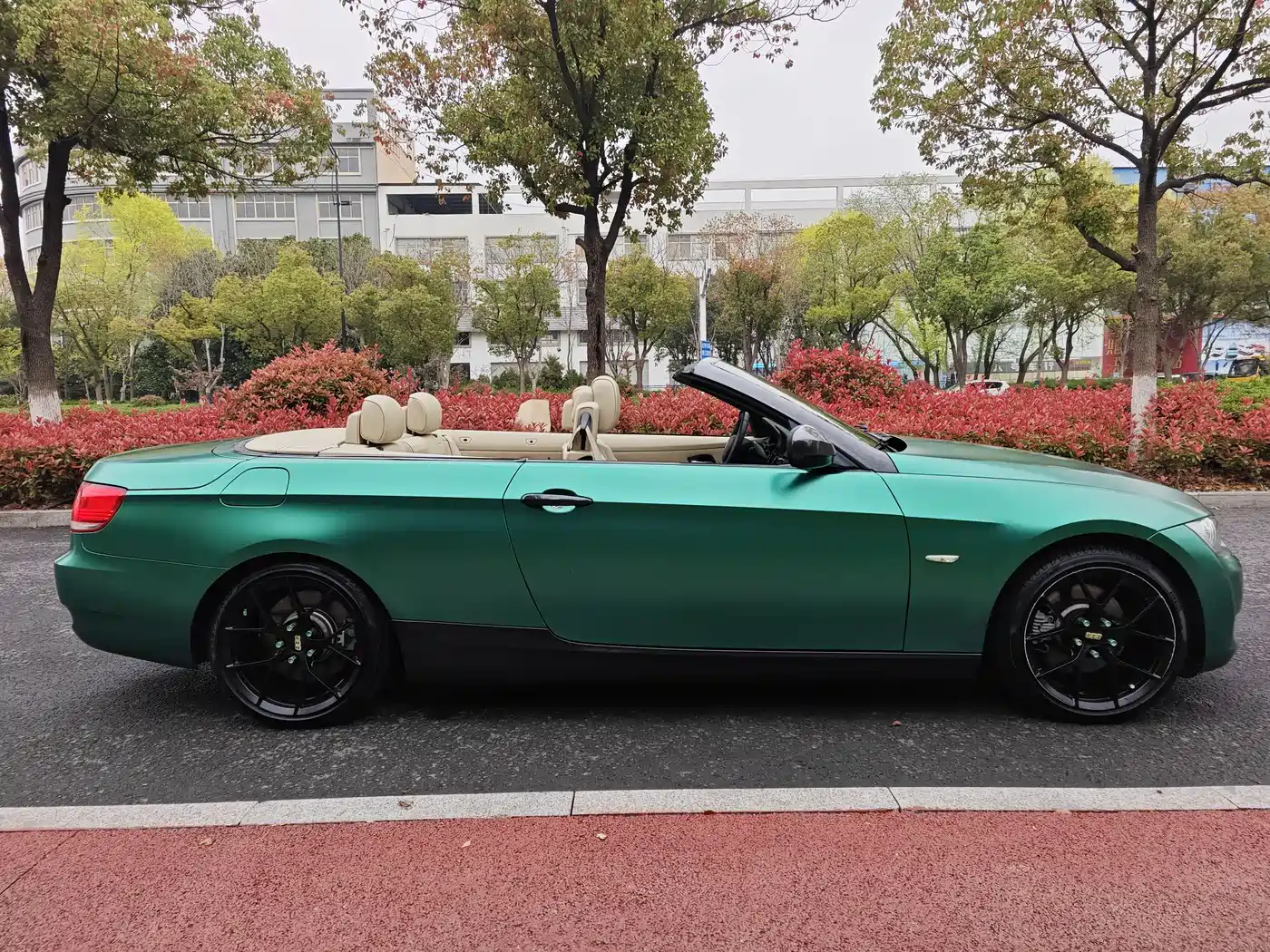 BMW 3 Series (Import) 2009 Model 330i Convertible фото 4