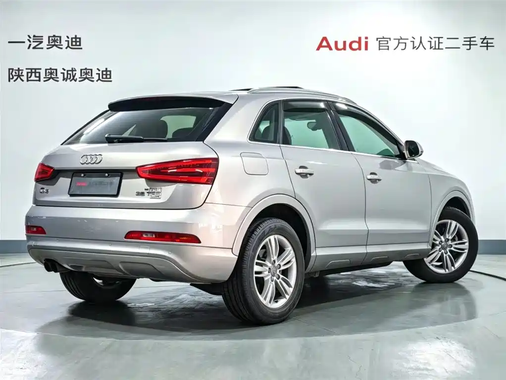 Audi Q3 2015 35 TFSI quattro Technology фото 4