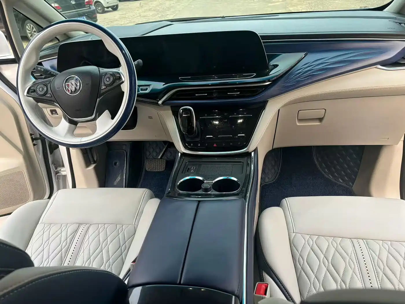 Buick GL8 2021 ES Landlord 653T Comfort фото 9