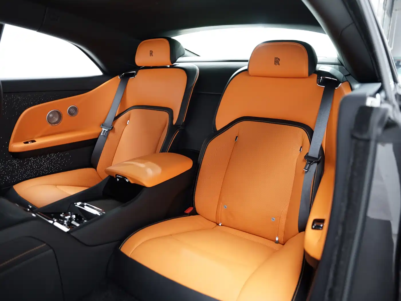 Rolls-Royce Spectre 2024 Standard Model фото 11