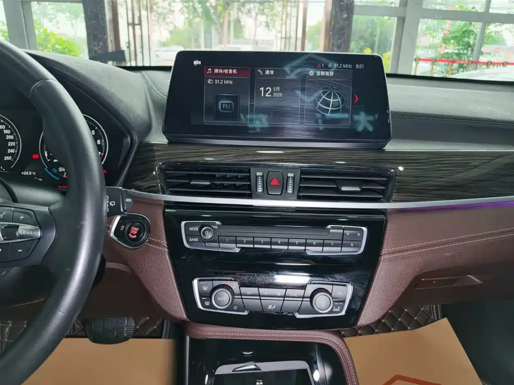 BMW X1 2022 xDrive25Li Premium фото 10