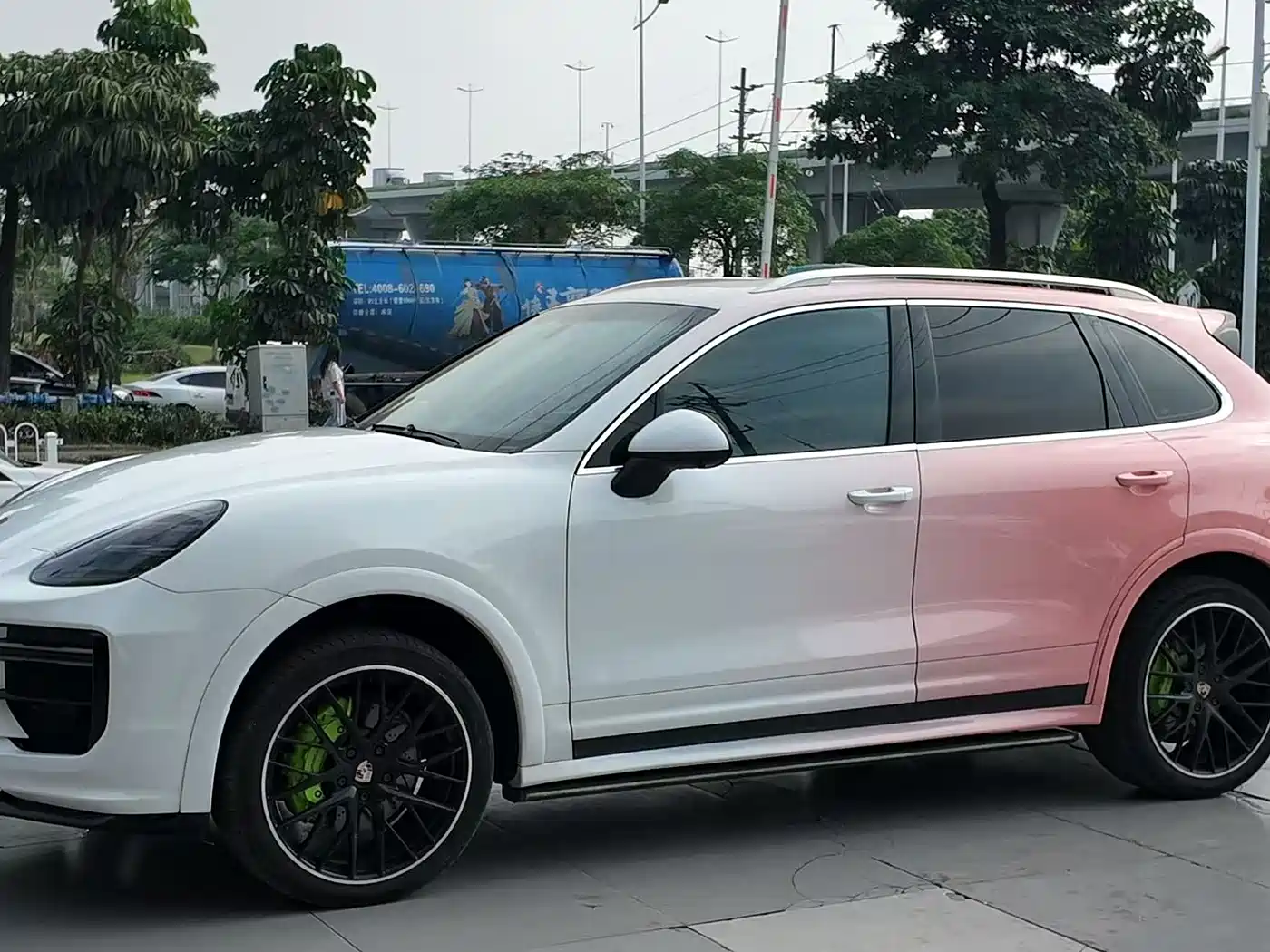 Porsche Cayenne 2011 Cayenne 3.0T фото 2