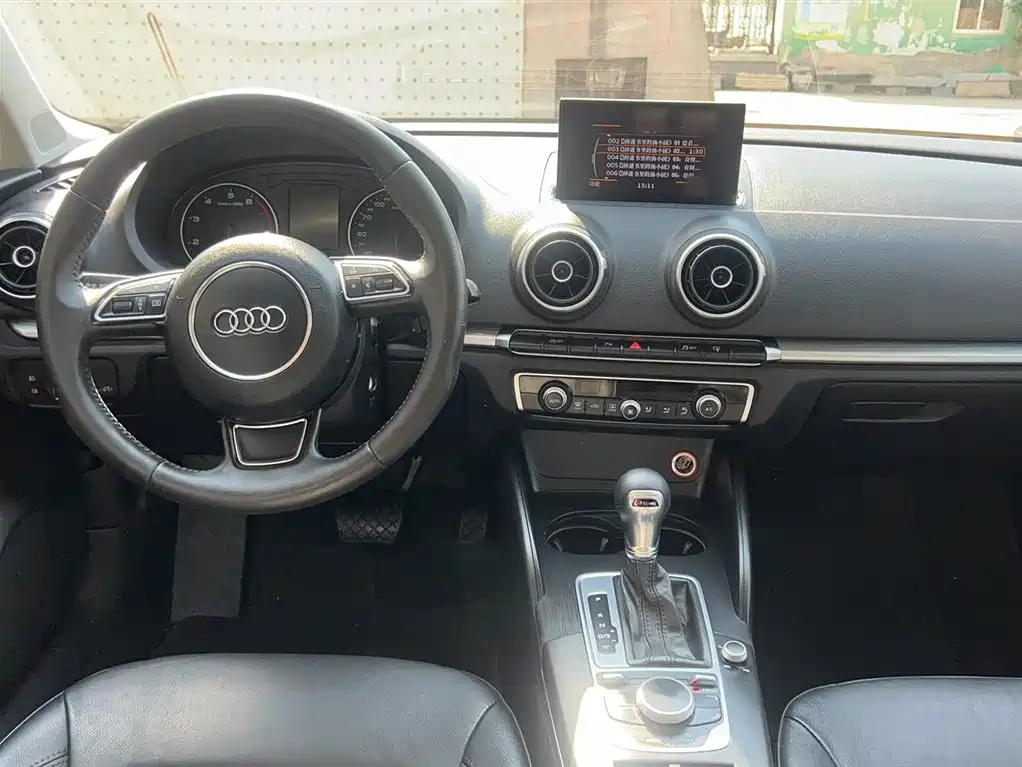 Audi A3 2014 Limousine 35 TFSI Auto Comfort фото 6