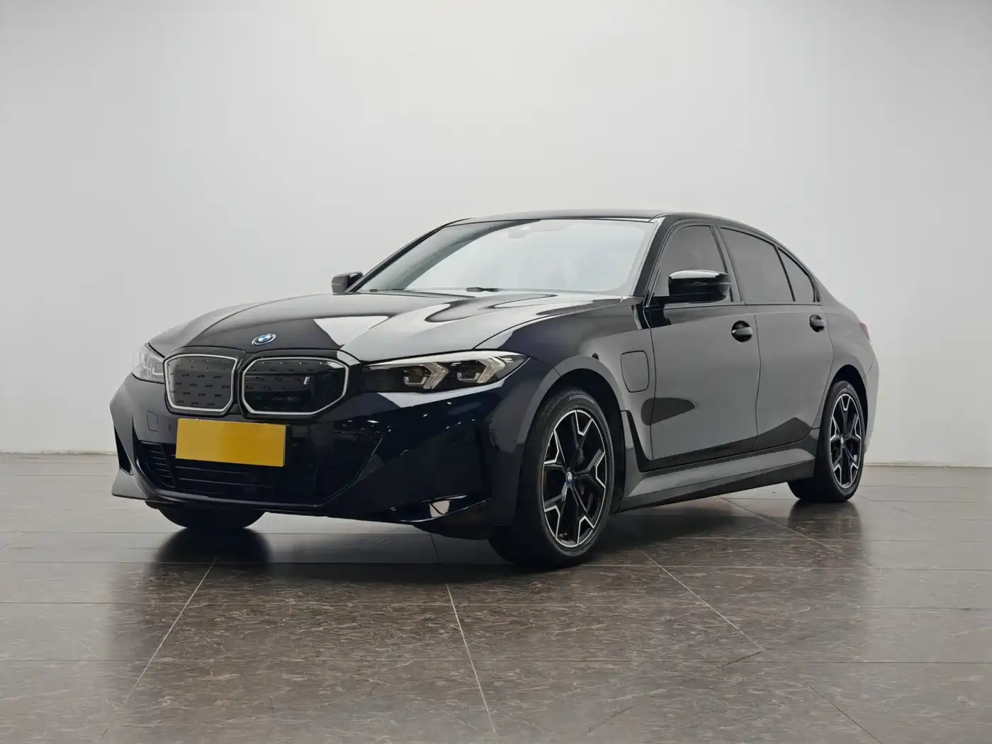 BMW i3 2024 eDrive 40 L Shadow Night Package