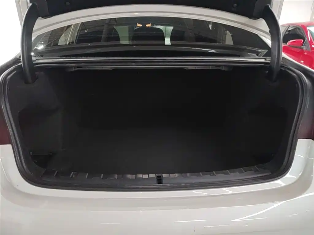 BMW 3 Series 2023 325Li M Sport Package фото 19