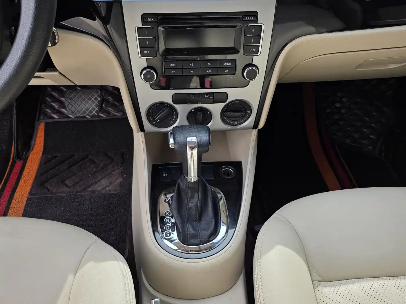 Volkswagen Lavida 2010 1.4TSI Sport Edition фото 11