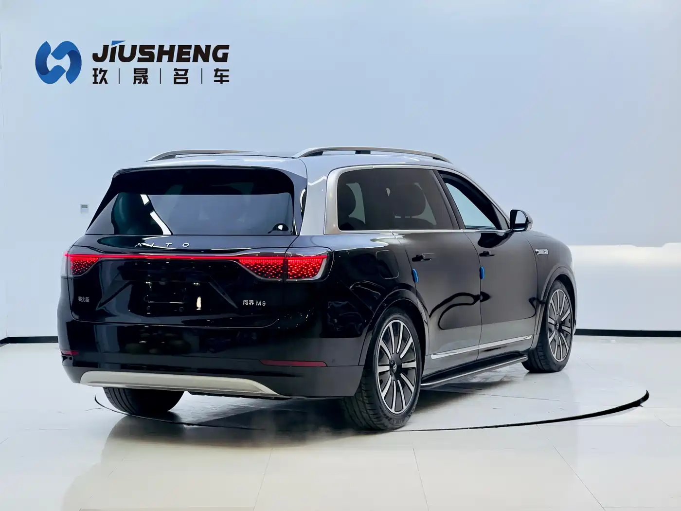 AITO Wenjie AITO M9 2024 Extended Range Ultra 42kWh 6-Seater фото 6