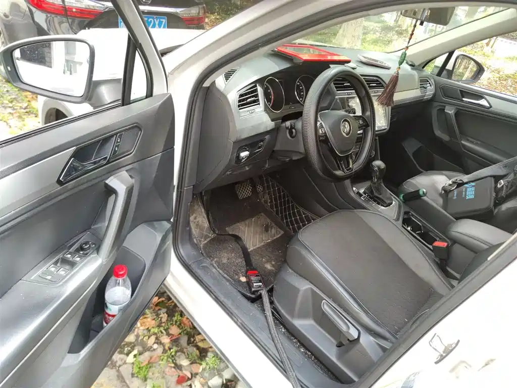 Volkswagen Tiguan L 2017 330TSI Automatic 2WD Trend Edition фото 12