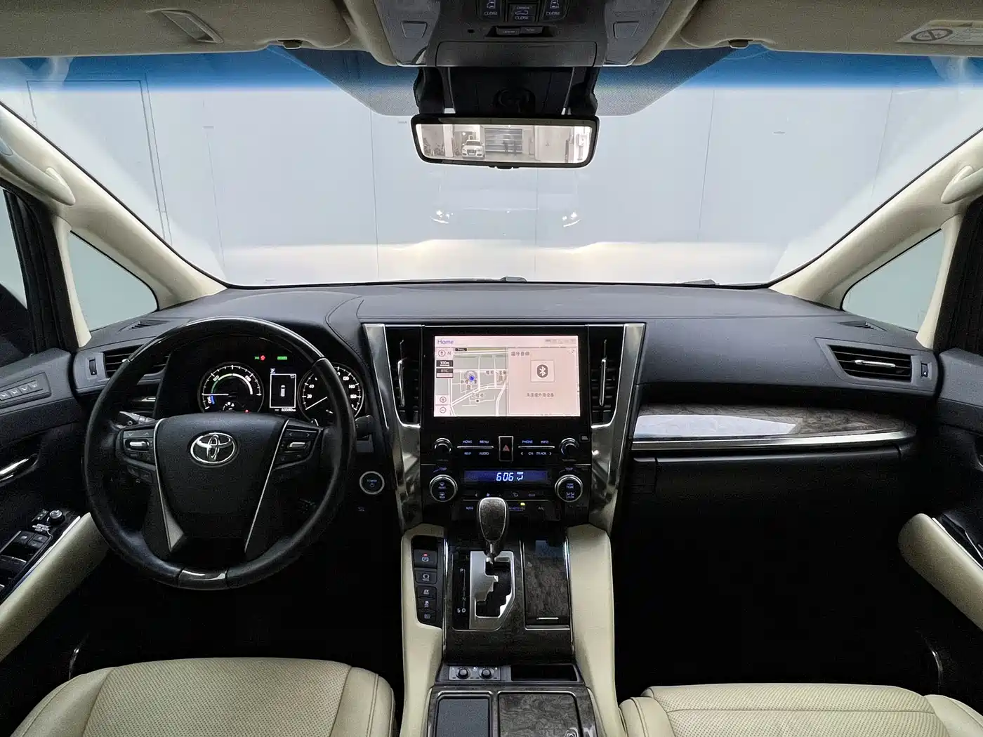 Toyota Alphard 2021 Hybrid 2.5L Premium фото 19