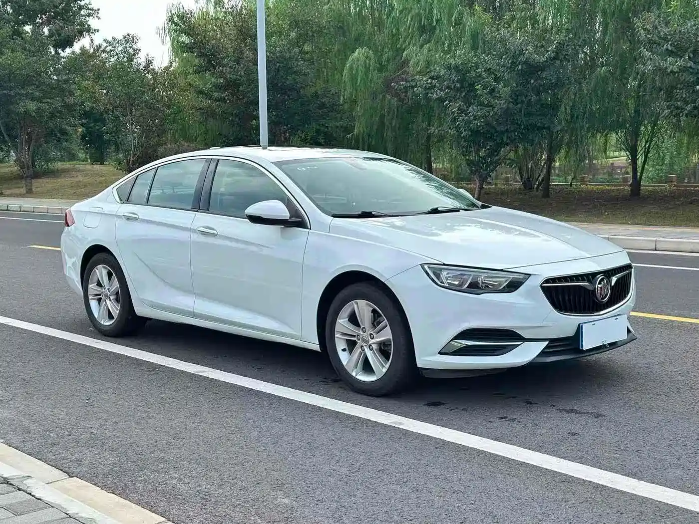 Buick Regal 2019 20T Elite China VI фото 2