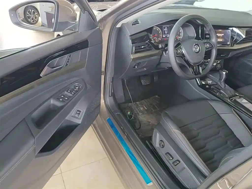 Volkswagen Passat 2019 330TSI Elite (China V) фото 16