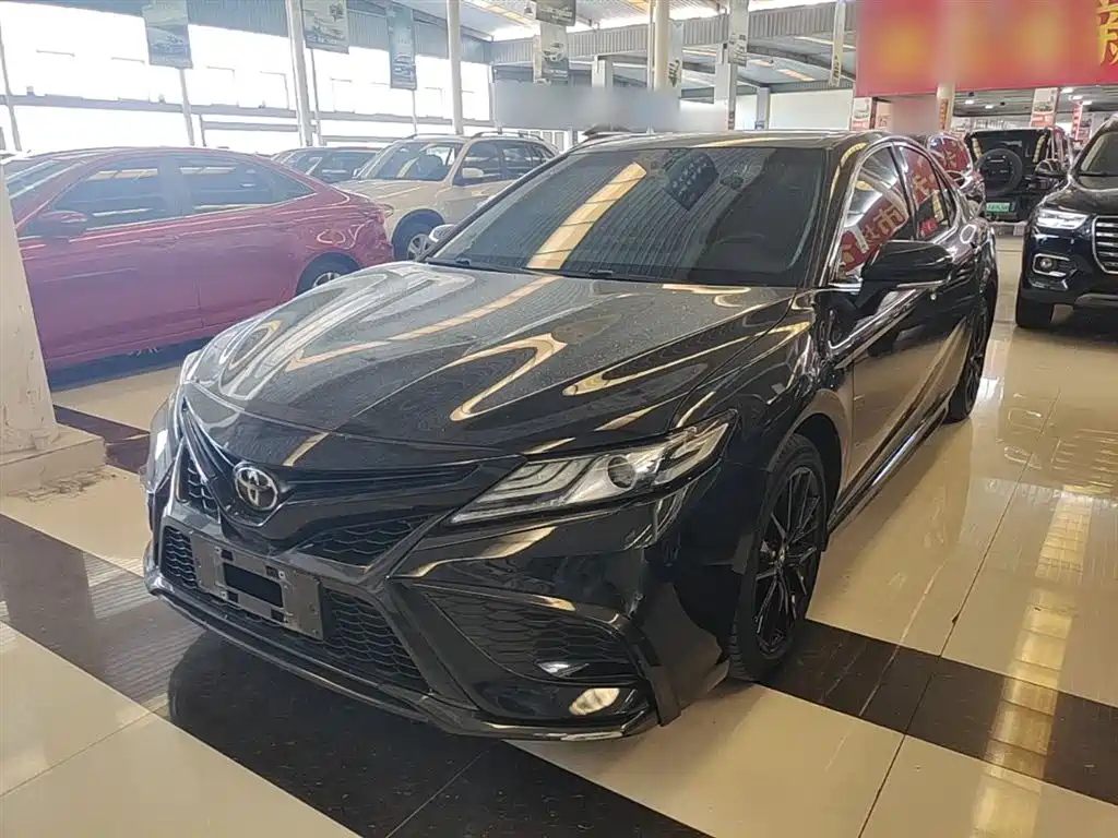 Toyota Camry 2023 2.0S Knight Edition