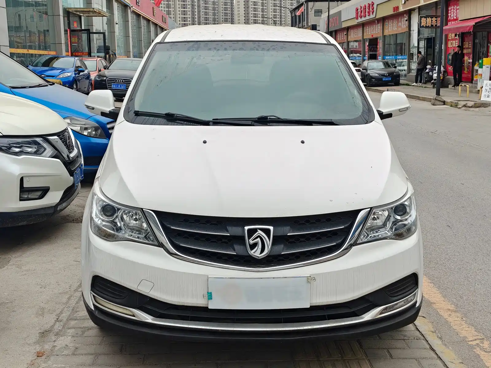 Фото 2 - Baojun 730