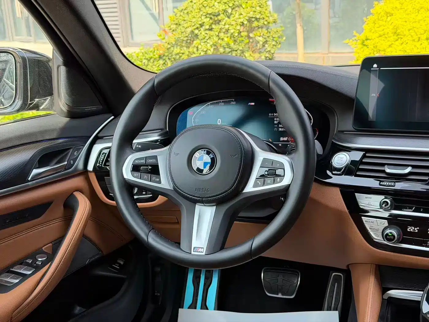 BMW 5 Series (Import) 2022 Model Second Facelift 525i M Sport Package фото 10