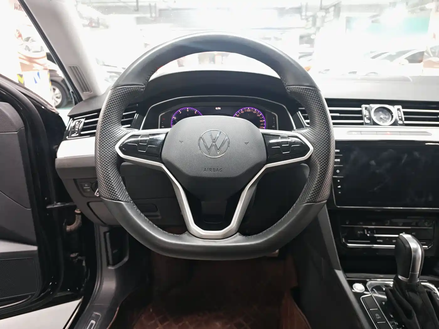 Volkswagen Magotan 2025 Popular Edition 330TSI DSG Luxury фото 6