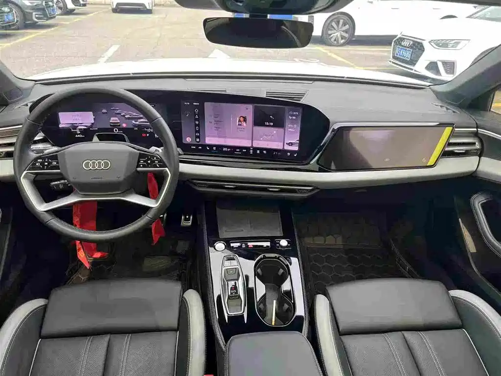 Audi A5L 2025 2.0T Navigation Edition фото 6