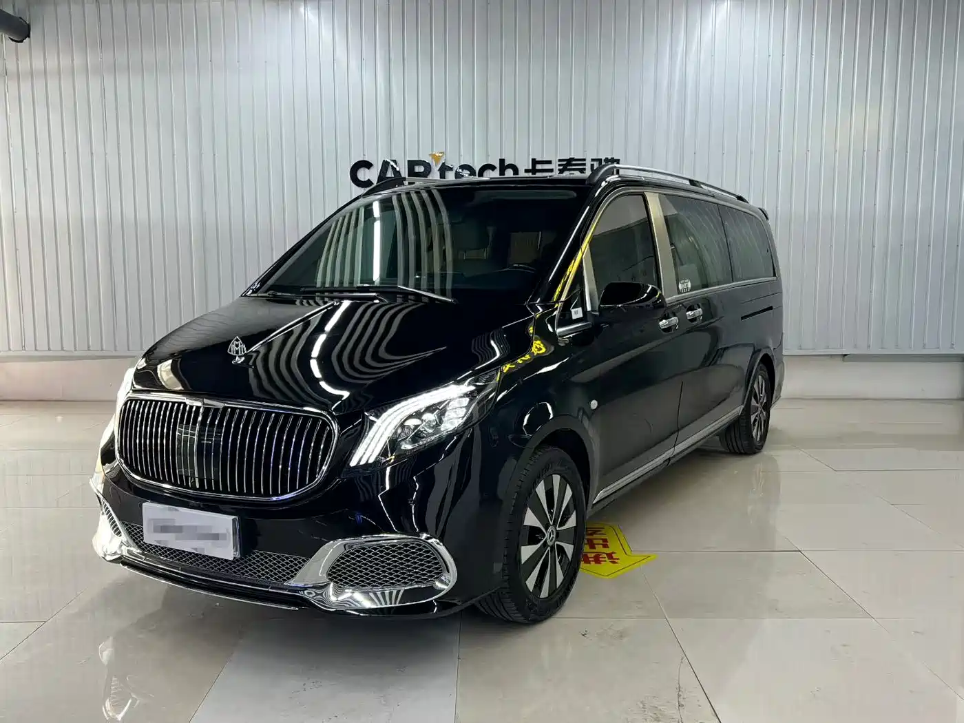 Mercedes-Benz Vito 2023 2.0T Business 7-Seater