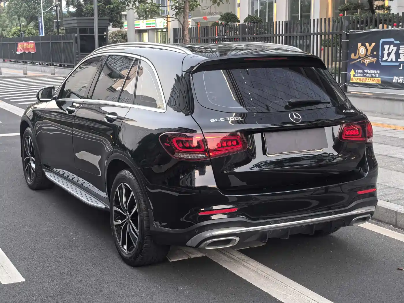 Mercedes-Benz GLC 2021 GLC 300 L 4MATIC Sporty фото 4