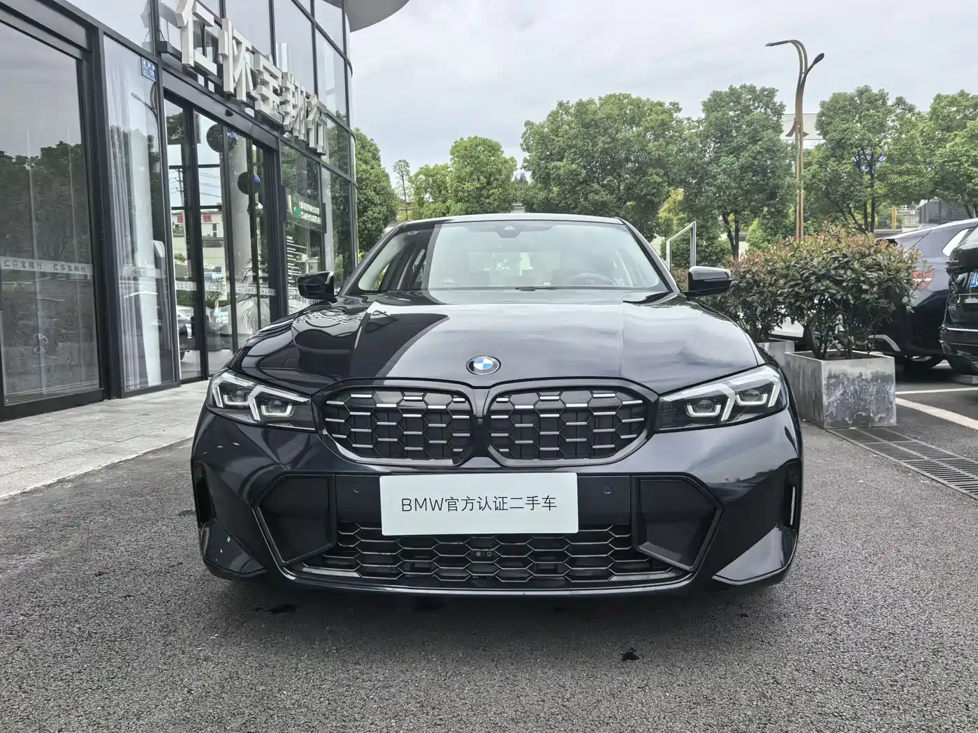 BMW 3 Series 2024 325Li M Sport Shadowline Package фото 2