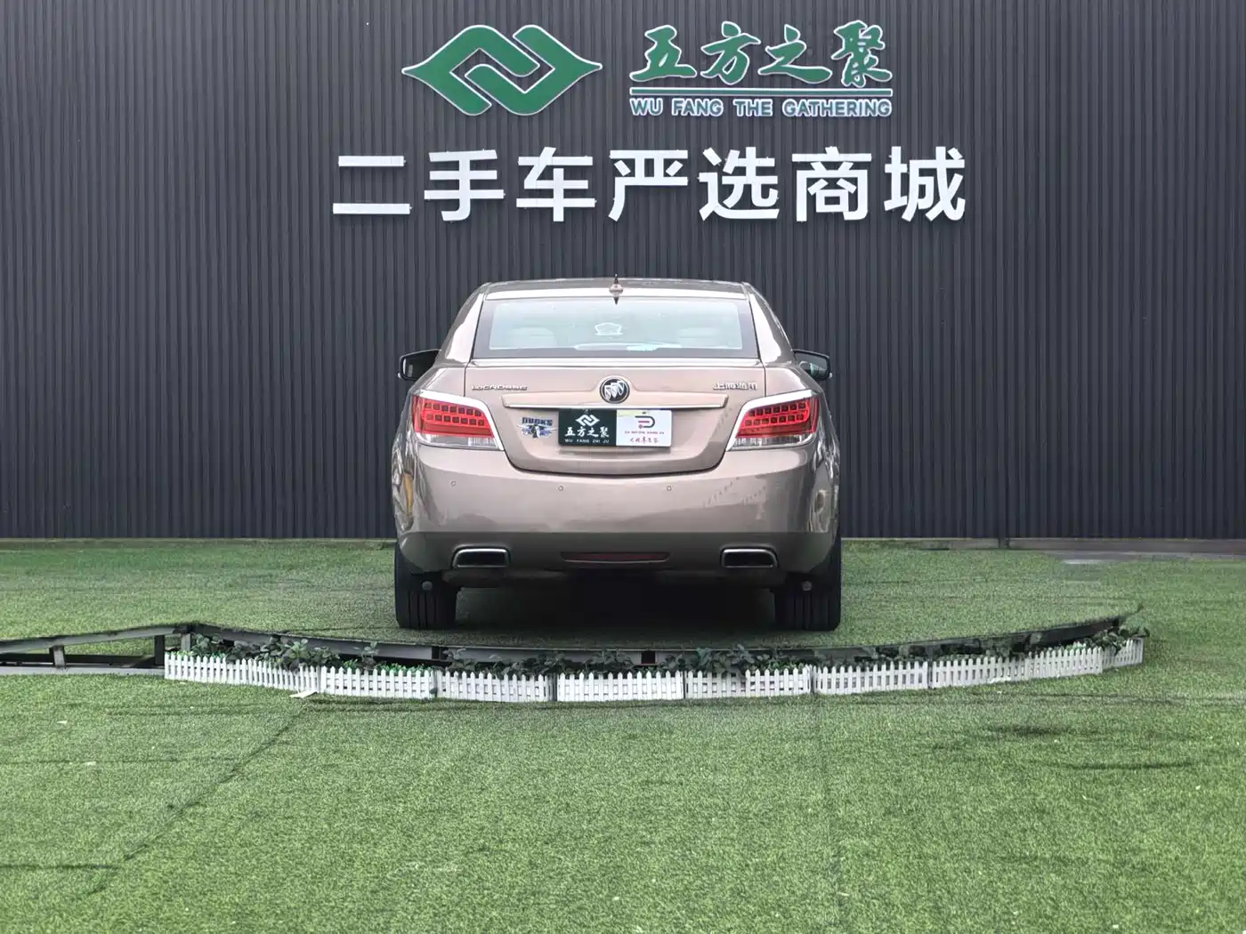 Buick LaCrosse 2012 2.4L SIDI Elegance Edition фото 18