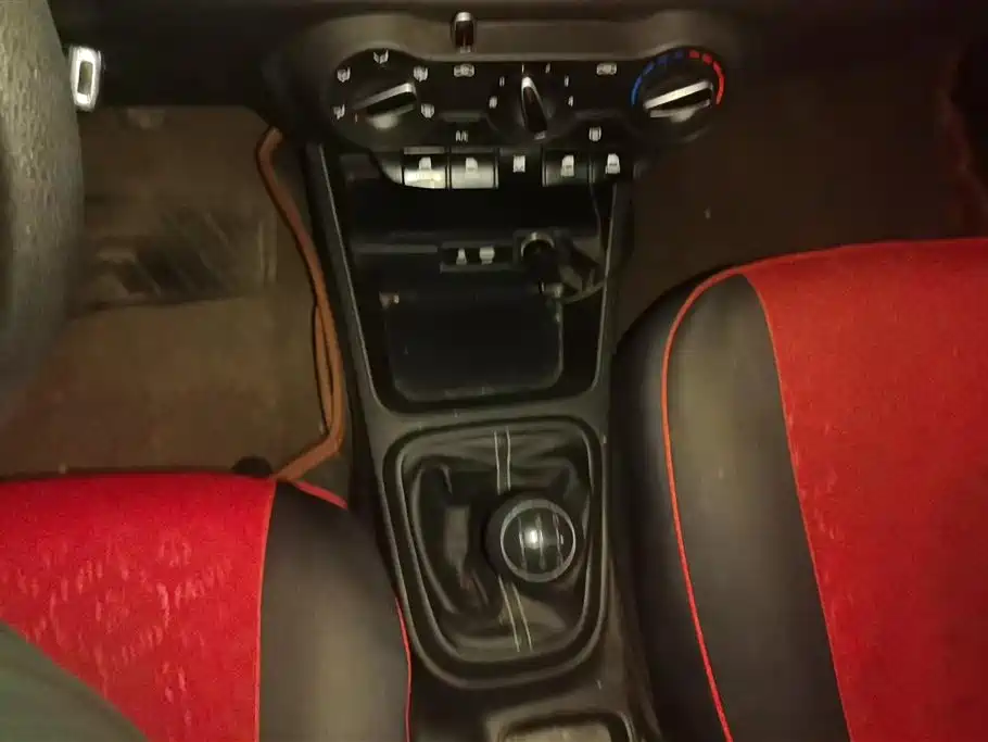 Kia Huan Chi 2017 1.4L Manual Smart Fashion фото 16