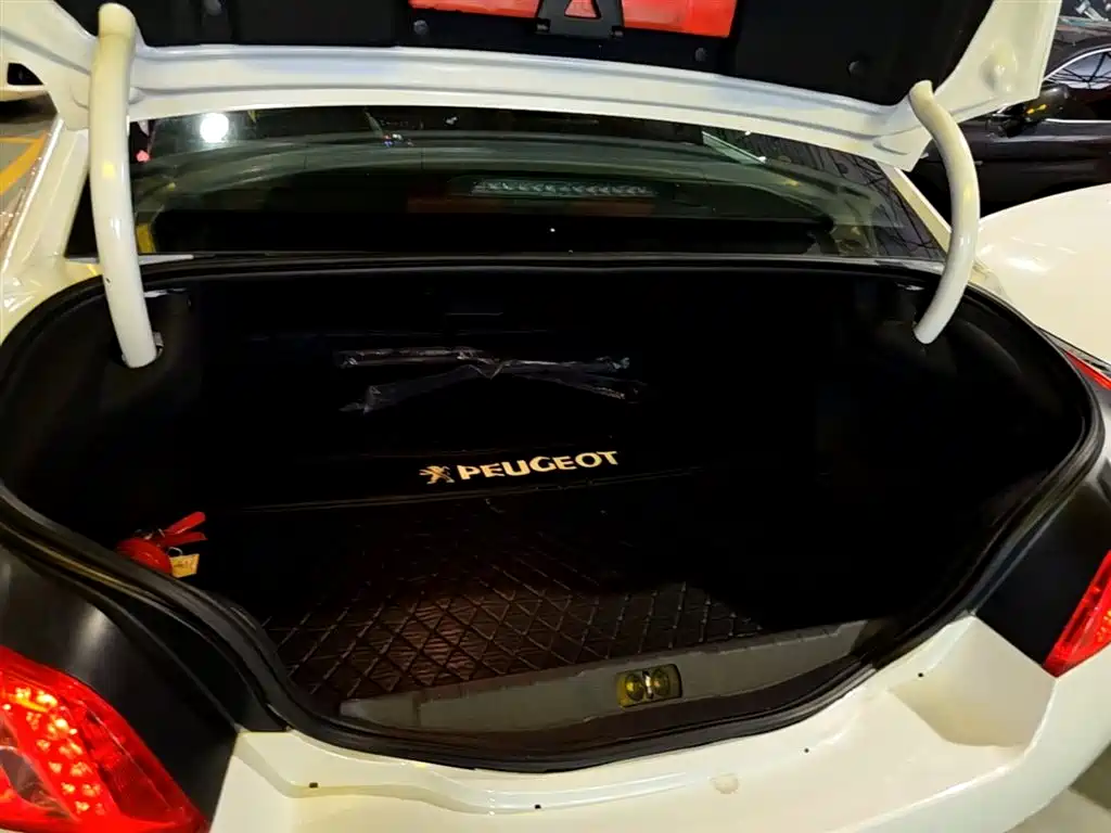 Peugeot 508 2013 2.0L 2nd Anniversary Auto Sunroof Classic Edition фото 19
