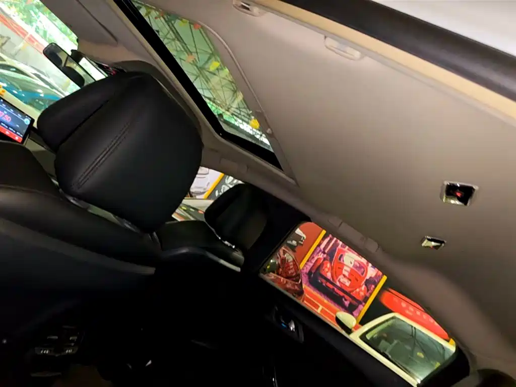 Peugeot 508 2013 2.0L 2nd Anniversary Auto Sunroof Classic Edition фото 18