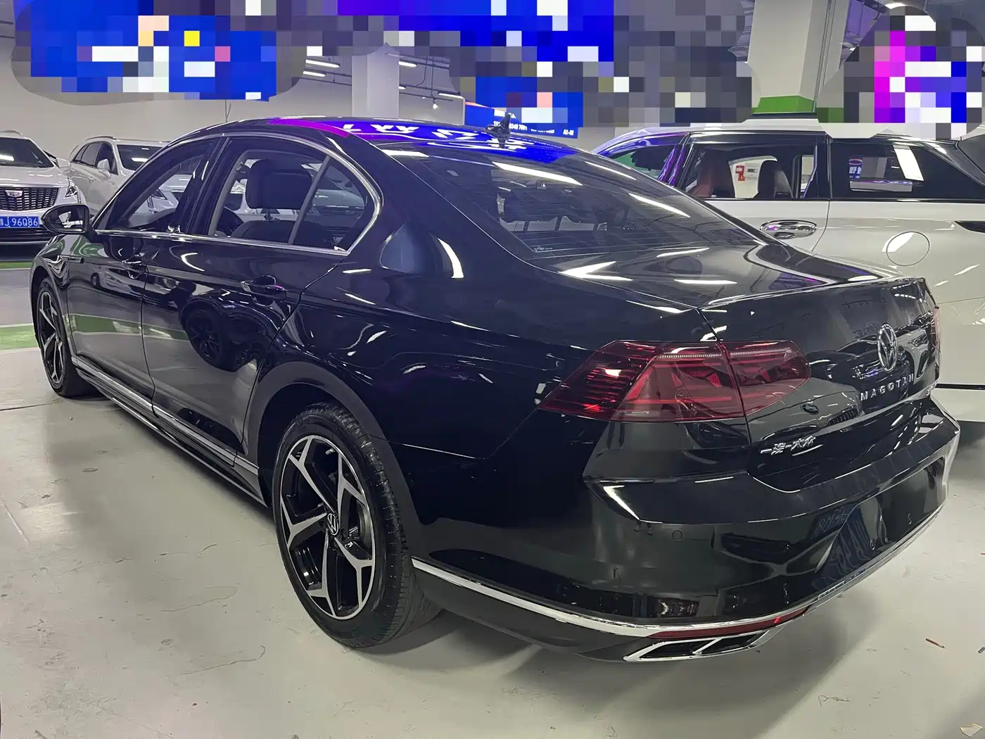 Volkswagen Magotan 2023 Model 2 Million Commemorative Edition 330TSI DSG Luxury фото 20