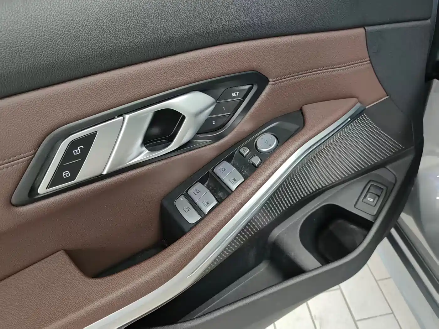 BMW 3 Series 2023 325Li M Sport Package фото 16