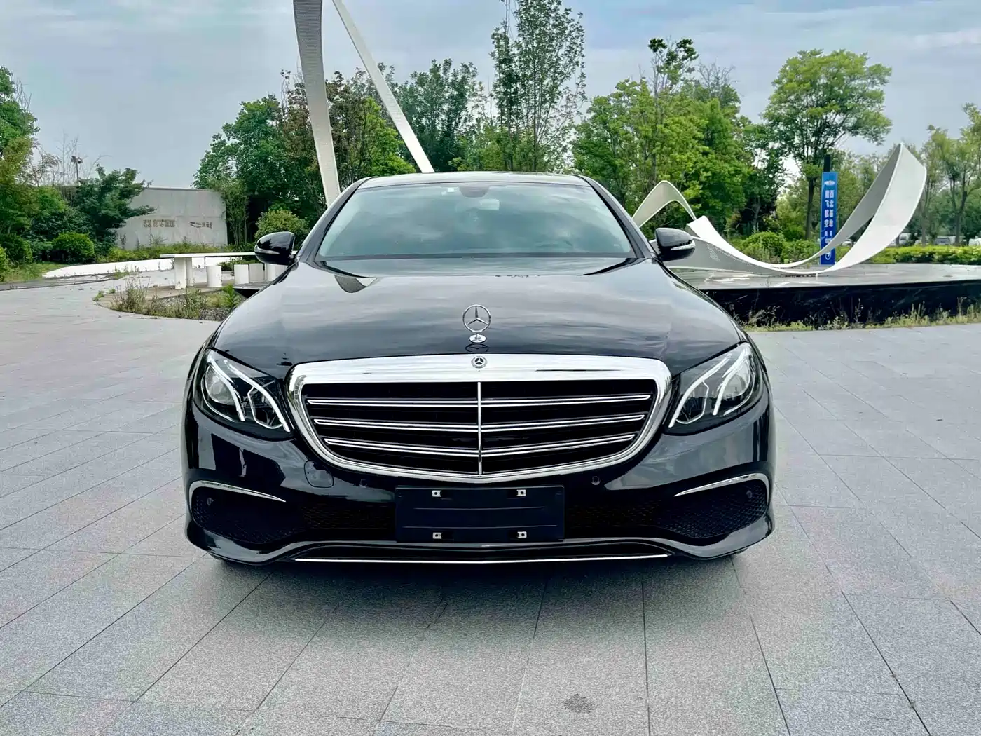 Mercedes-Benz E-Class 2018 Facelift E 200 L Sport фото 2