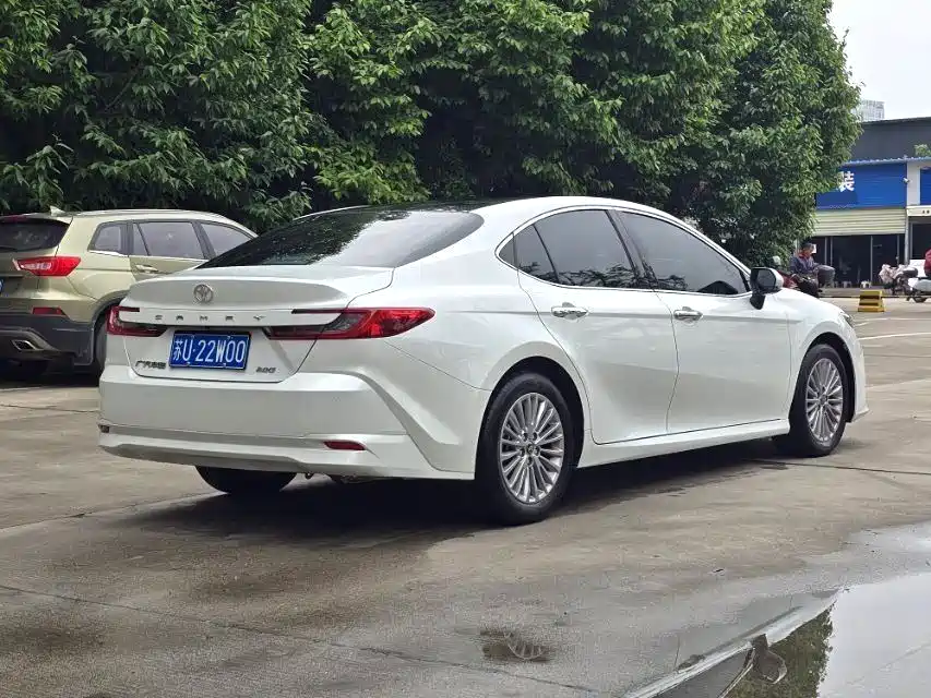 Toyota Camry 2024 2.0G Premium Edition фото 8